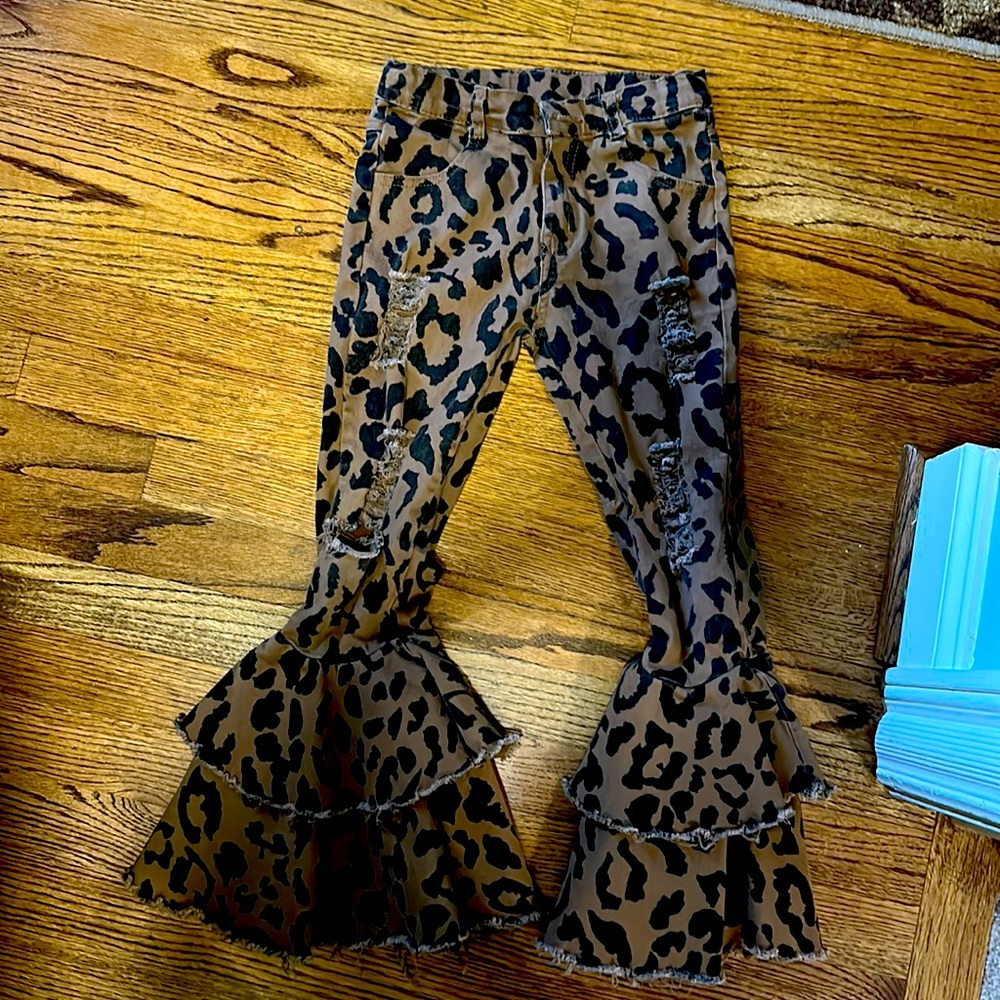Girls size 7/8 bell bottoms
